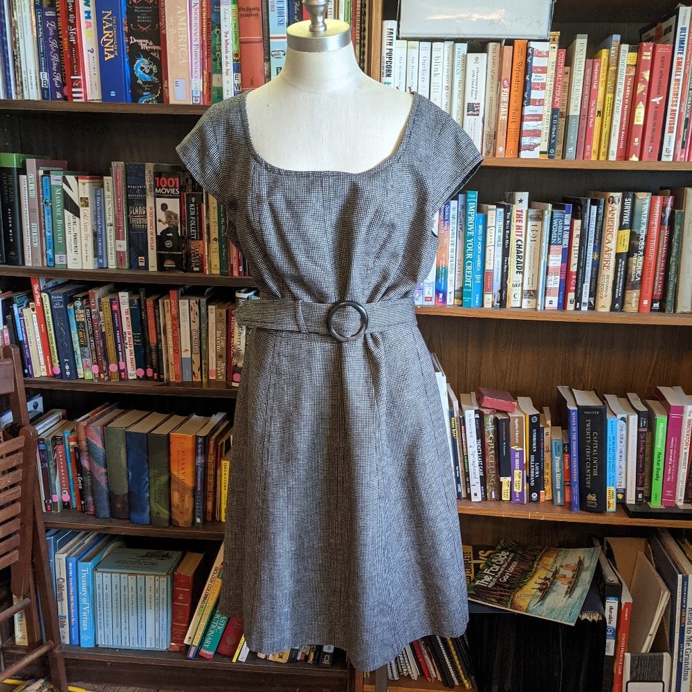 Anne Taylor Linen Dress Size 16 Brown and White